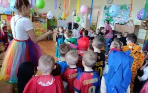 Bal karnawałowy w przedszkolu (4)