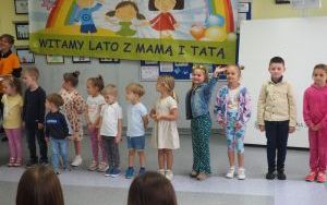 Witamy lato z mamą i tatą (7)